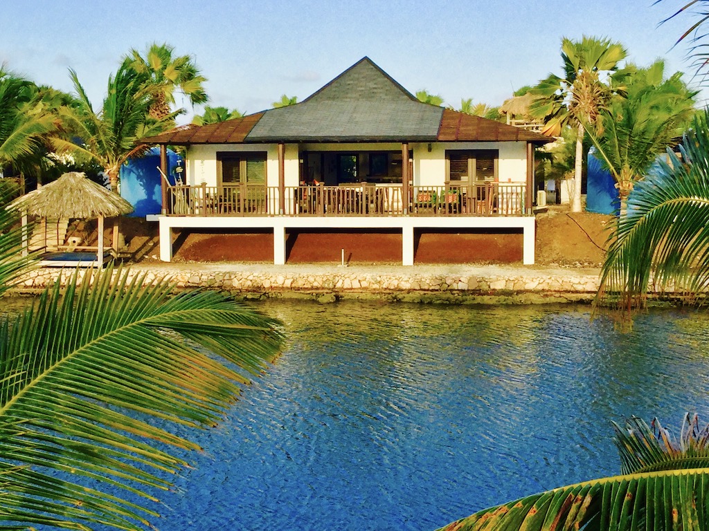 vakantiehuis bonaire aan het water